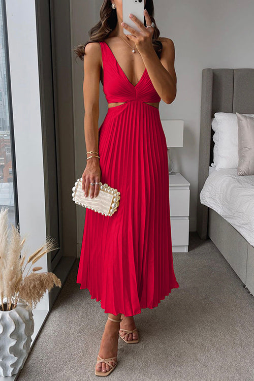 Blanche – Pleated V-Neck Midi Dress