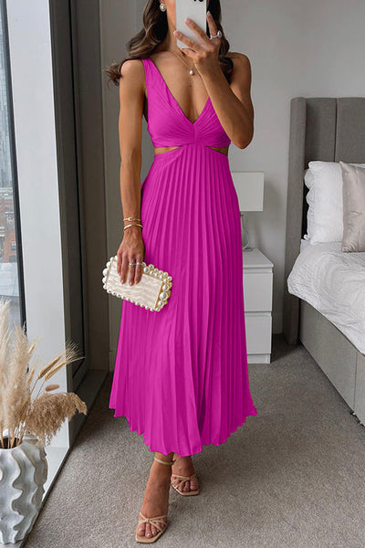 Blanche – Pleated V-Neck Midi Dress