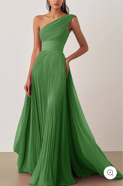 Heidi – One-Shoulder Pleated Chiffon Gown