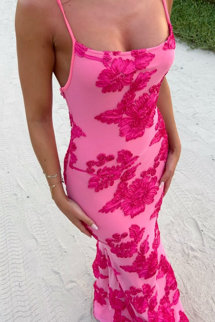 Jolana – Floral Elegance Fitted Maxi Dress