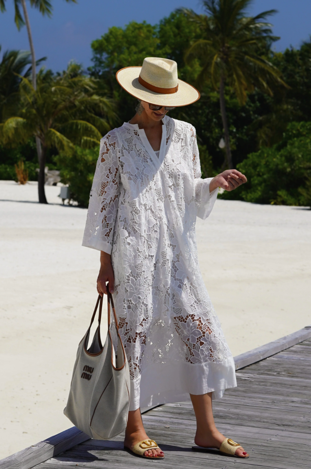 Linda Lace Dress™
